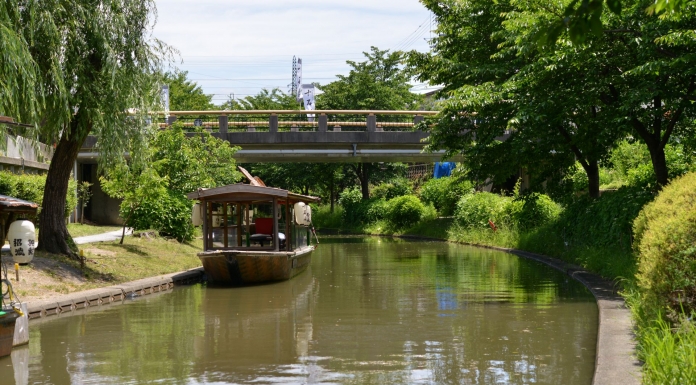 酒どころ伏見桃山 下町水郷めぐり